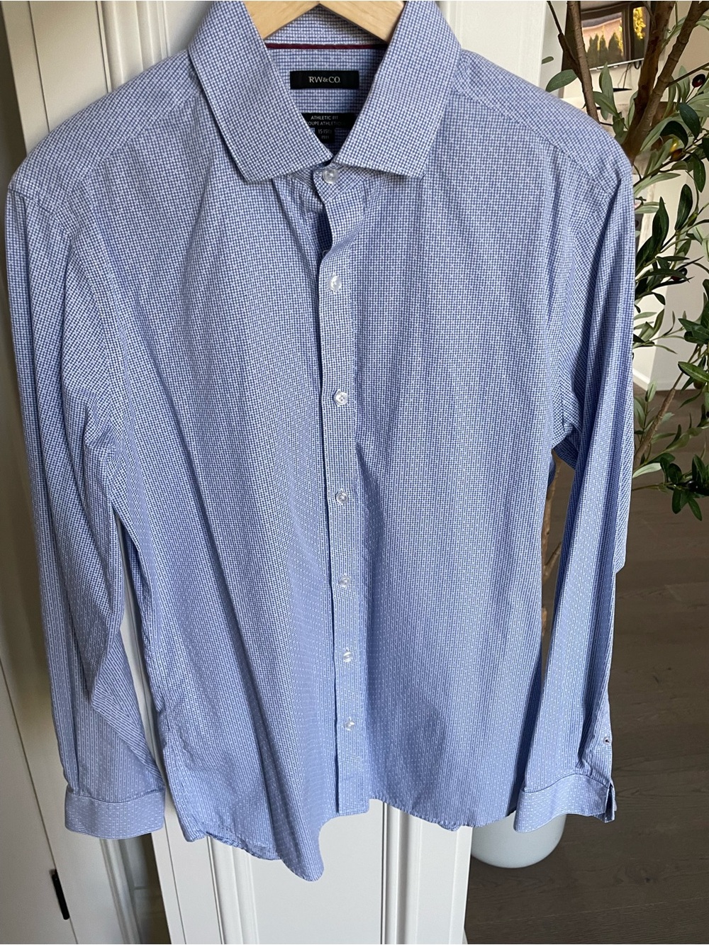 RW&CO. Light Blue Micro-Pattern Men's Dress Shirt